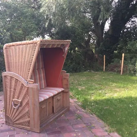 Lovely With Garden Διαμέρισμα Schillig